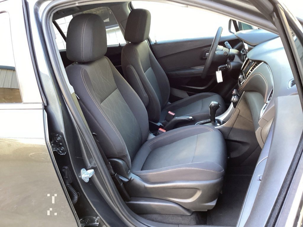 Used 2019 Chevrolet Trax LT image 29