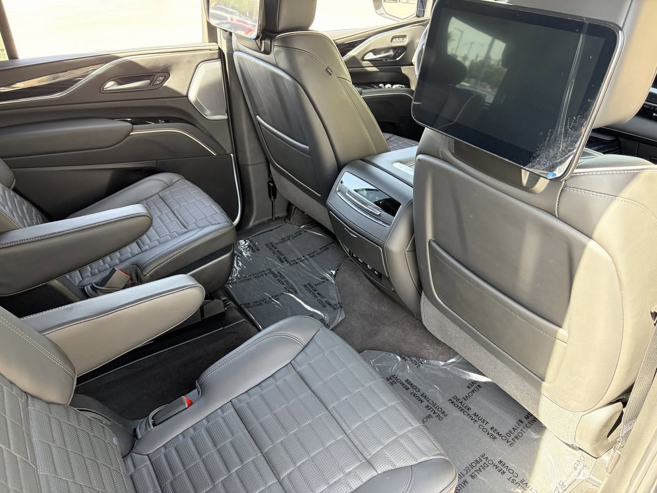 Certified 2024 Cadillac Escalade V AWD/4WD image 15