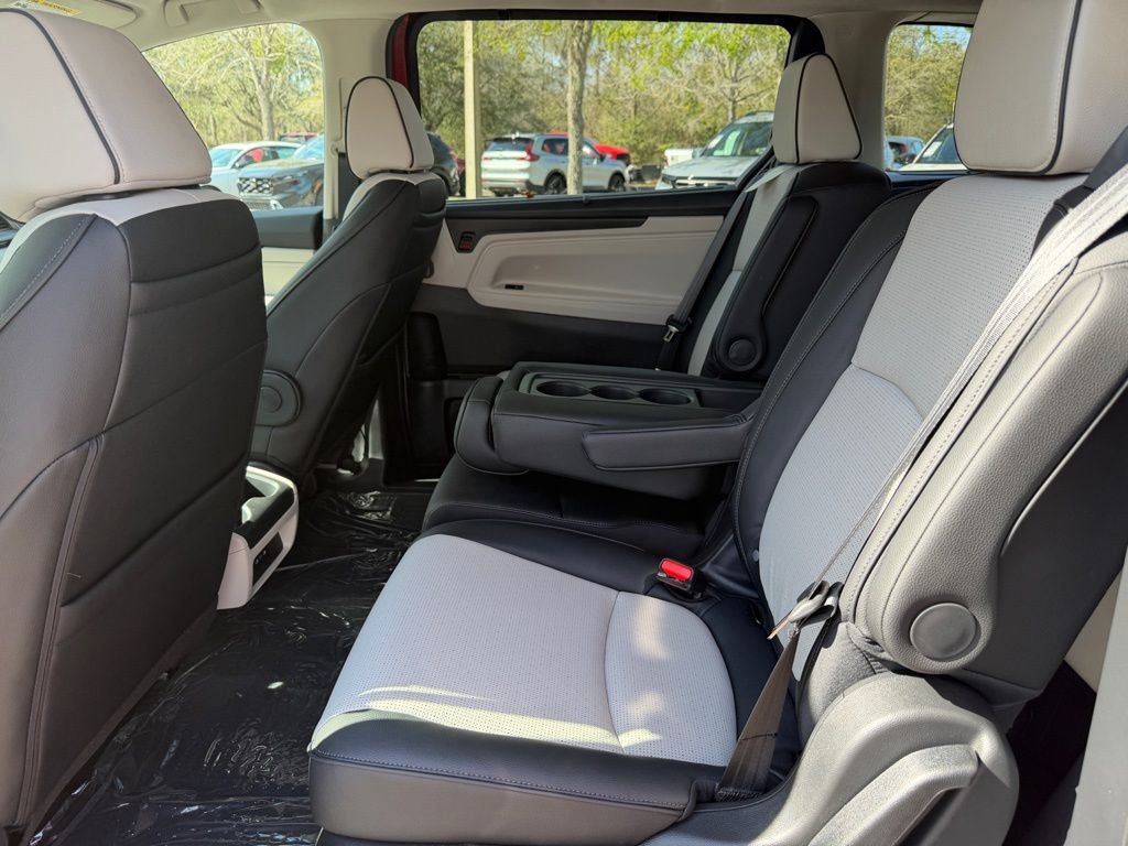New 2026 Honda Odyssey Elite image 5