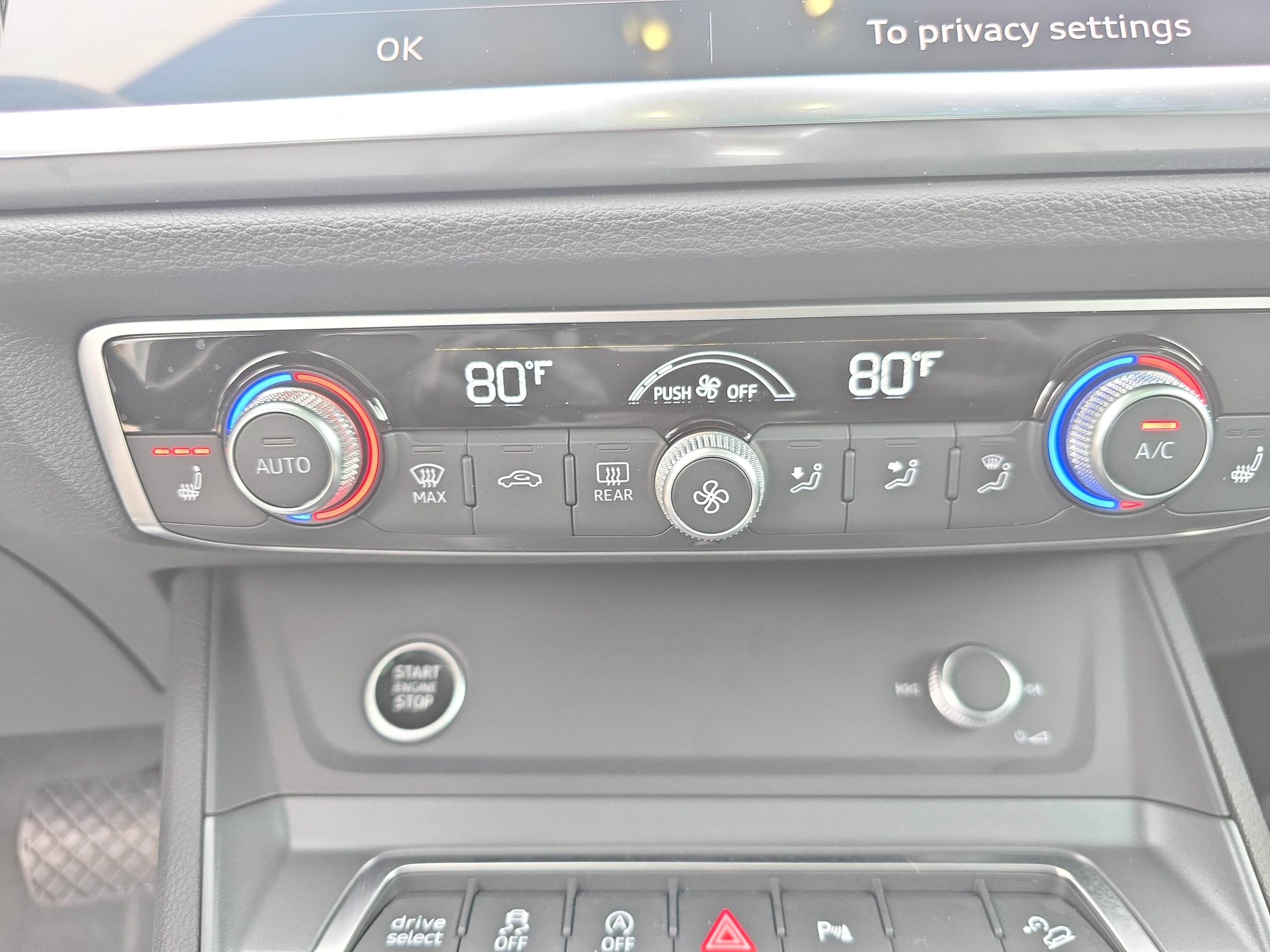 Certified 2025 Audi Q3 2.0T Premium w/ Convenience Package image 19