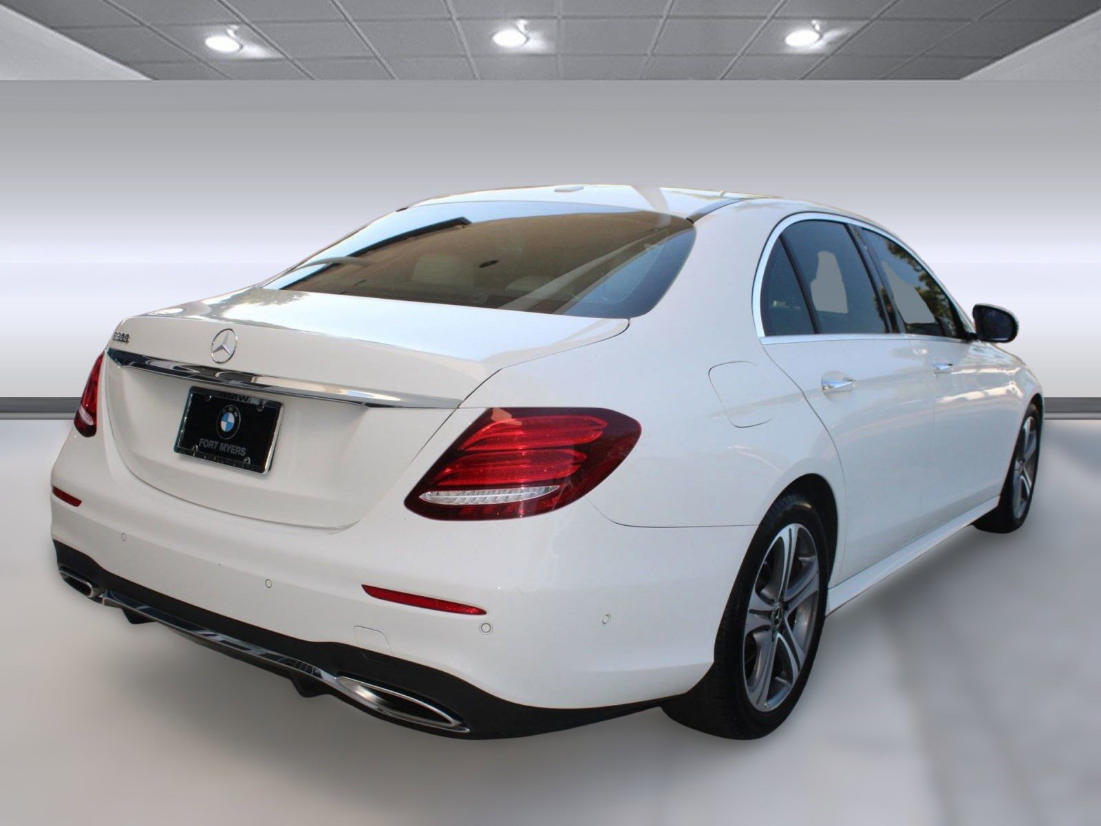 Used 2019 Mercedes-Benz E 300 image 9