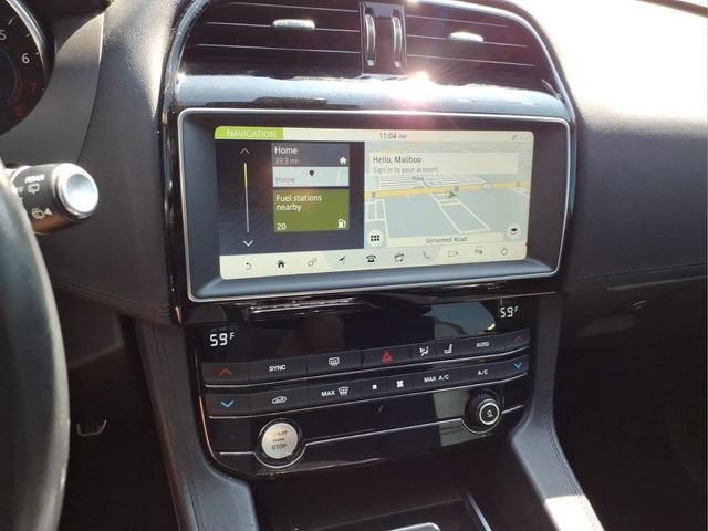 Used 2019 Jaguar F-PACE Prestige AWD/4WD image 23