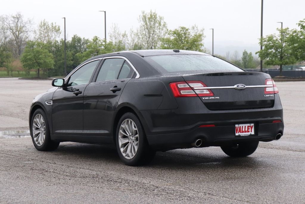 Used 2015 Ford Taurus Limited FWD image 6