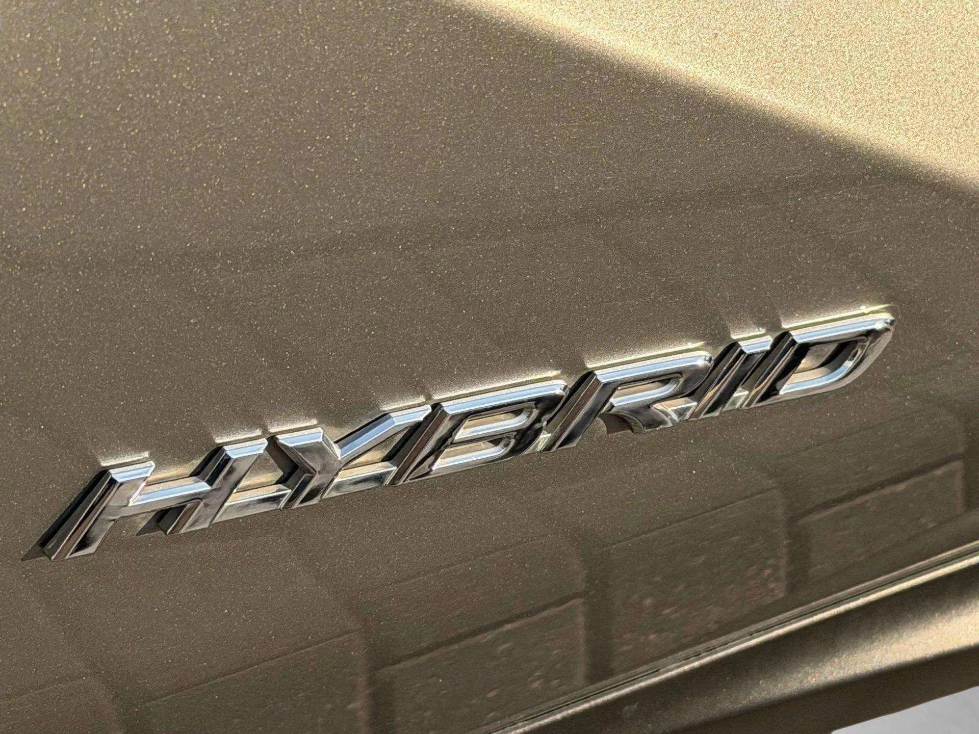 Used 2019 Lexus NX 300h AWD image 38