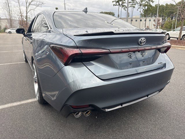 Used 2019 Toyota Avalon XSE image 14