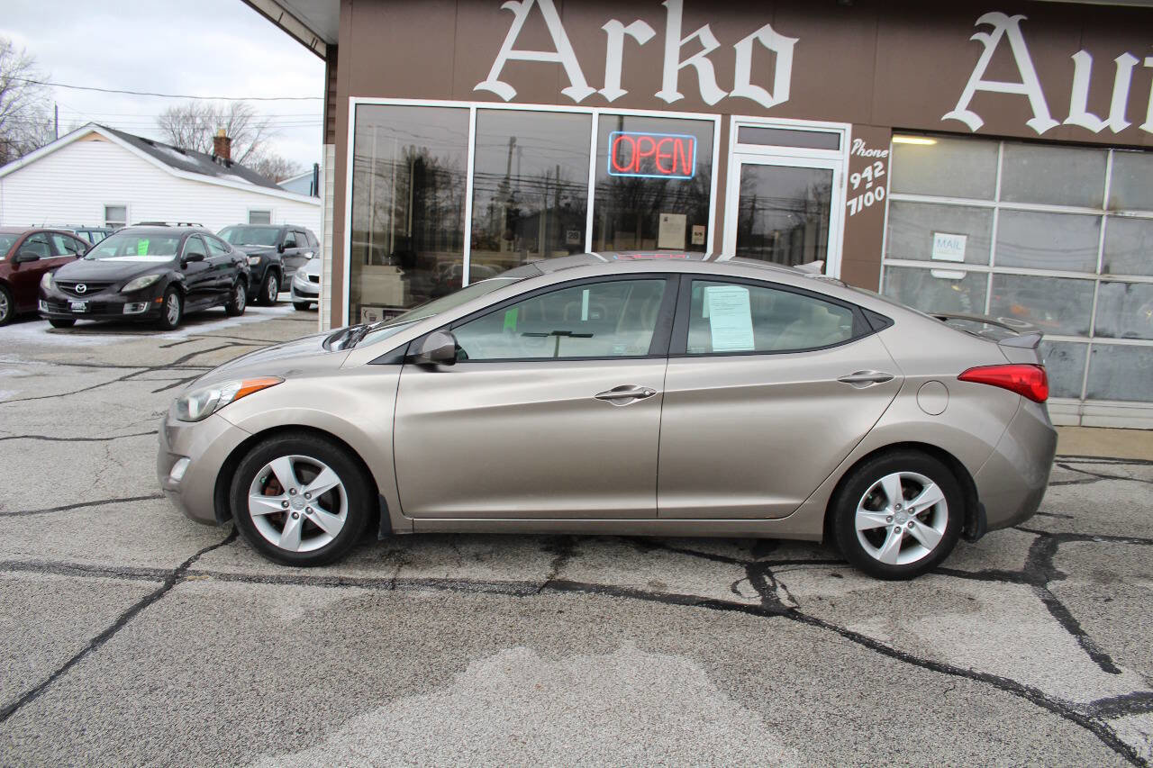 Used 2013 Hyundai Elantra GLS w/ Preferred Pkg image 5