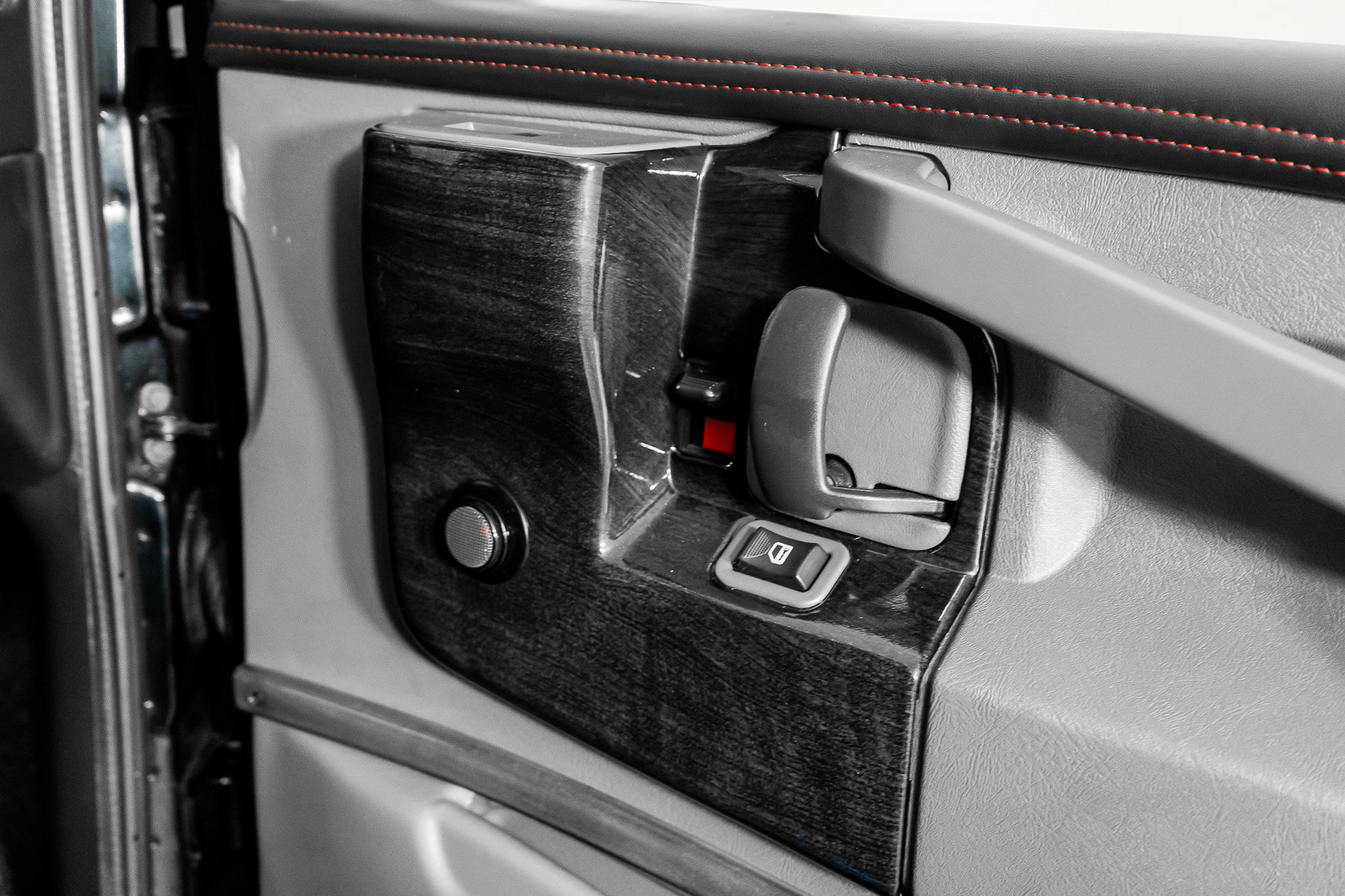 Used 2023 GMC Savana 2500 Conversion Van image 49