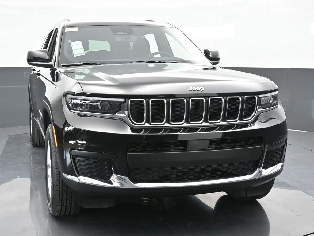 Used 2024 Jeep Grand Cherokee L Laredo w/ Luxury Tech Group I image 5