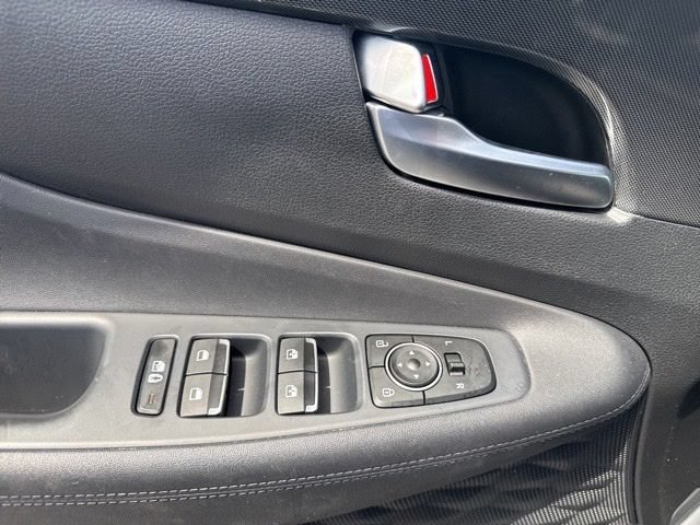 Used 2023 Hyundai Santa Fe SEL AWD/4WD image 15