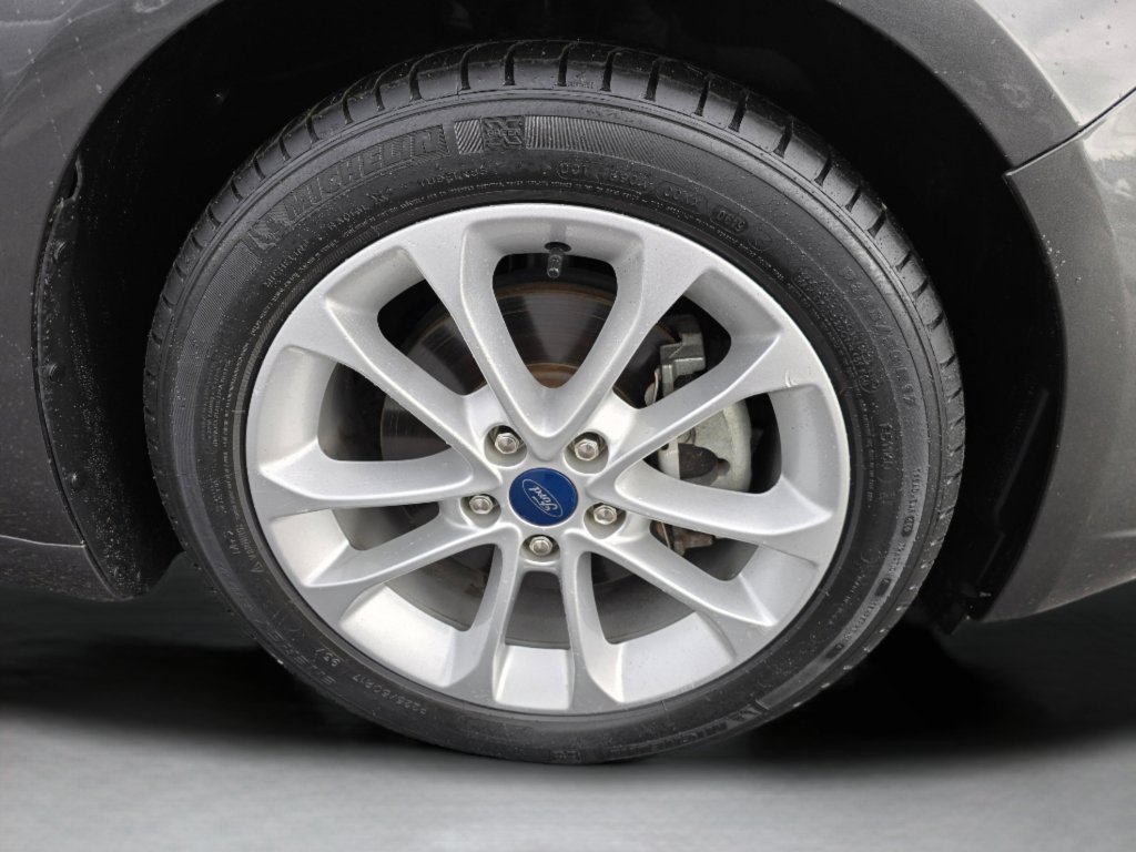 Used 2019 Ford Fusion SE FWD image 28