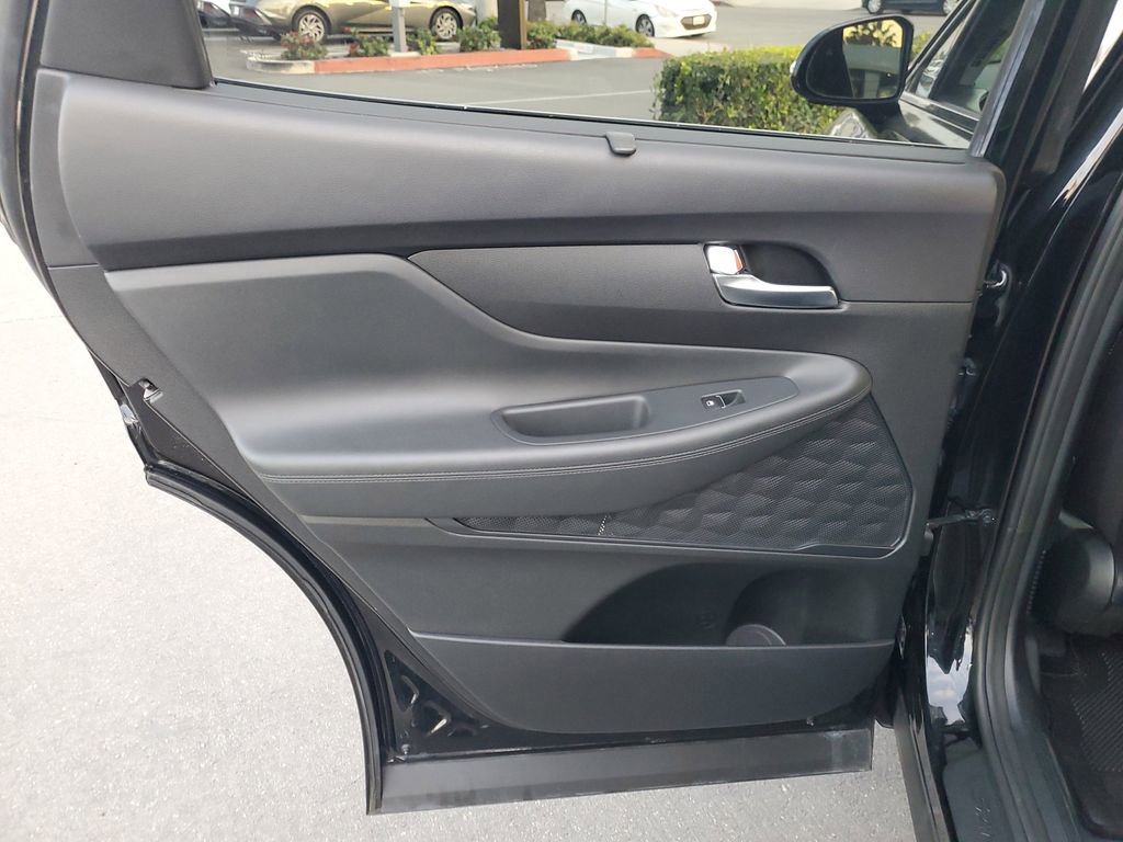 Used 2022 Hyundai Santa Fe SEL Convenience w/ Cargo Package image 16