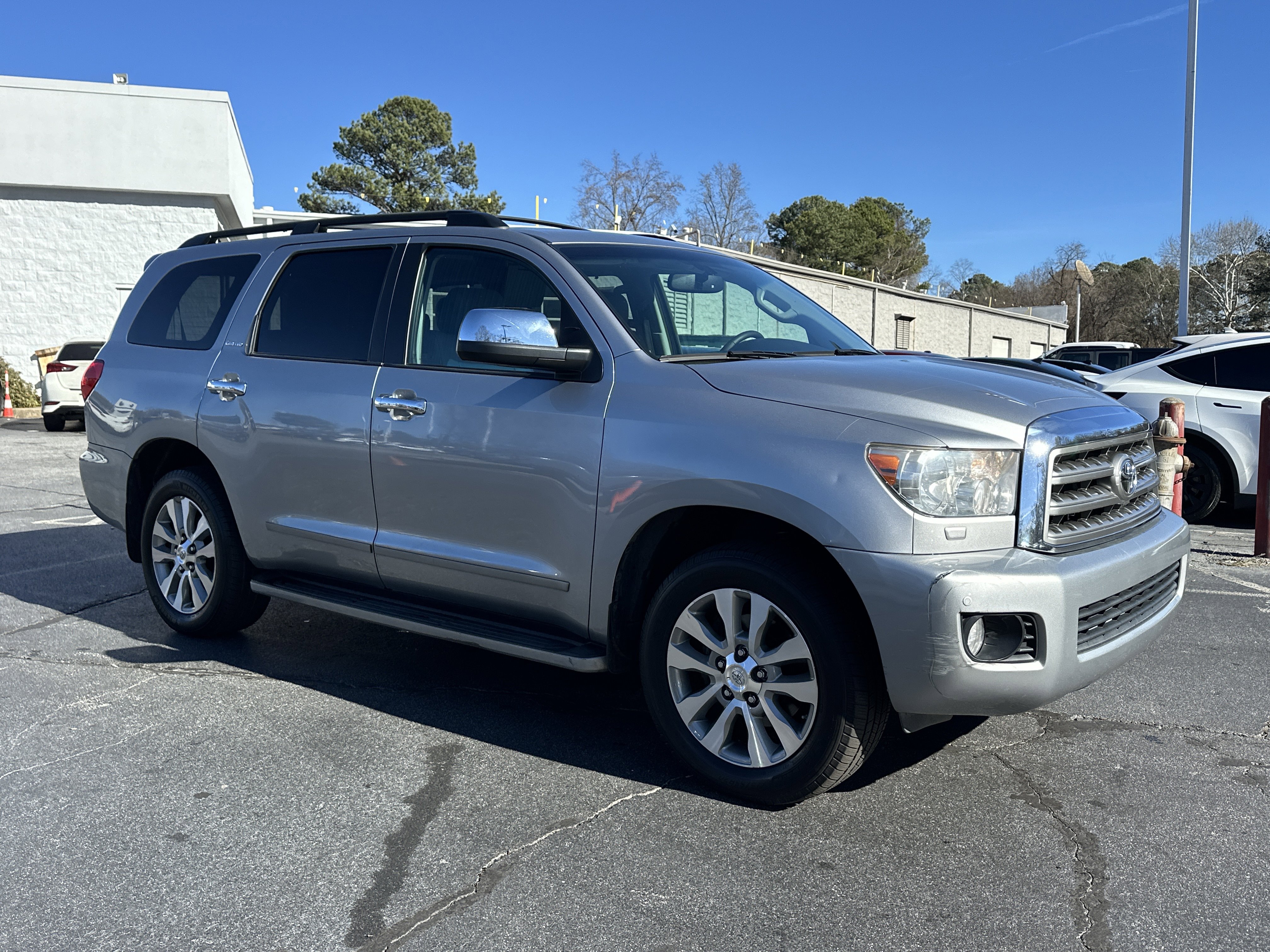 Used 2016 Toyota Sequoia Limited image 2