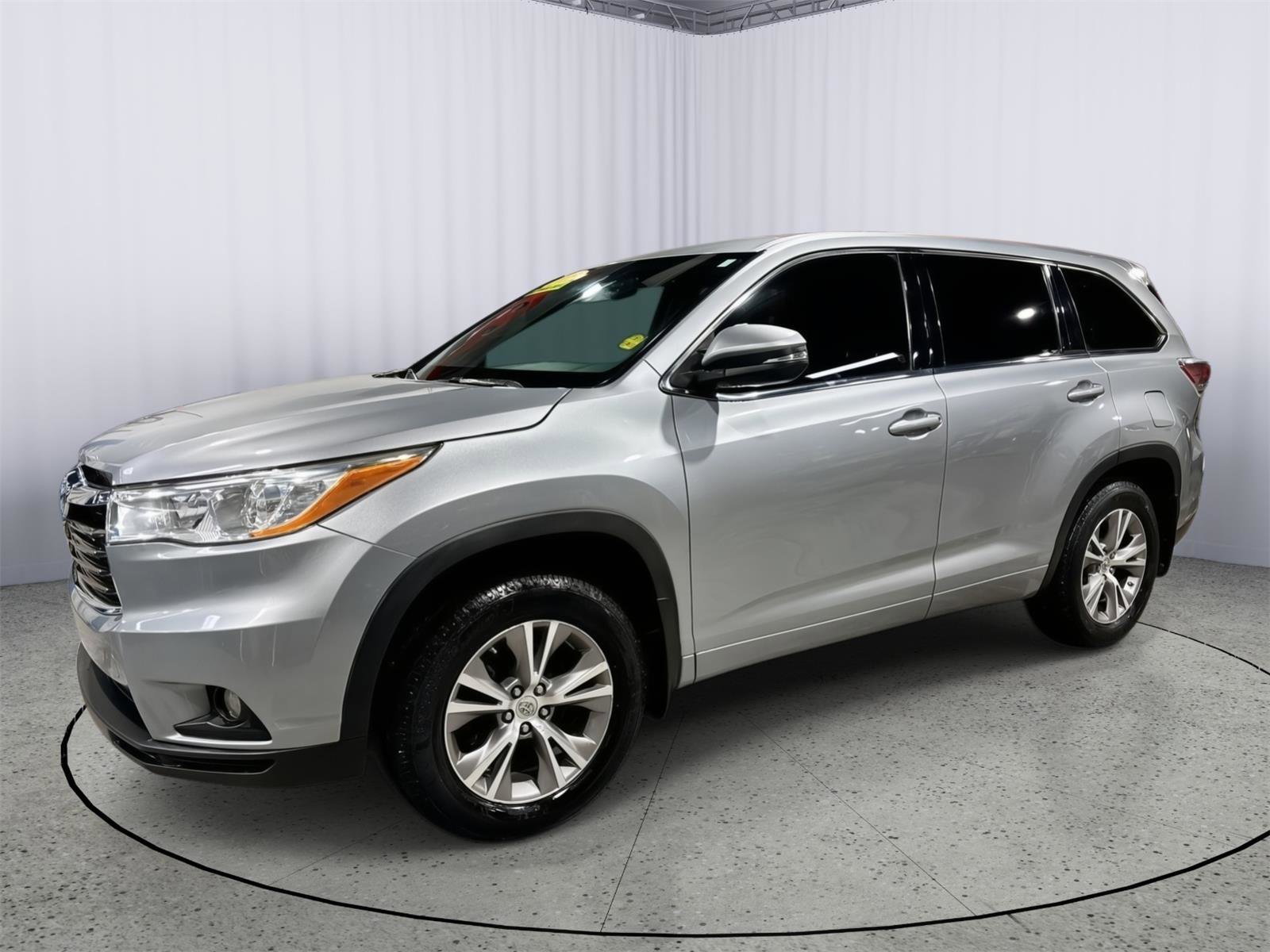 Used 2015 Toyota Highlander Plus image 12