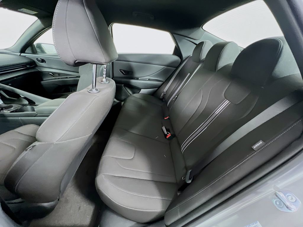 New 2025 Hyundai Elantra SEL w/ Cargo Package image 21