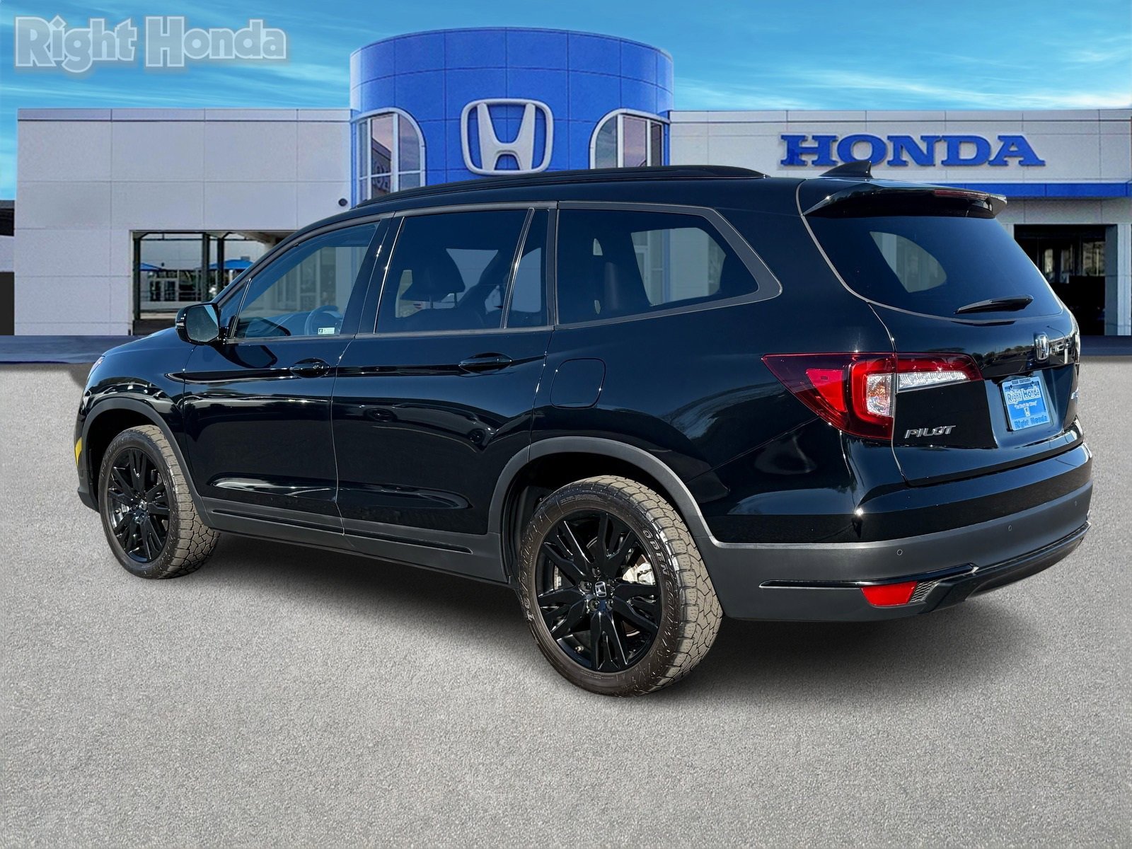 Used 2022 Honda Pilot Black Edition image 4