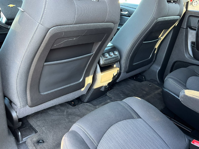 Used 2017 Chevrolet Traverse LT w/ Style and Technology Package FWD image 32