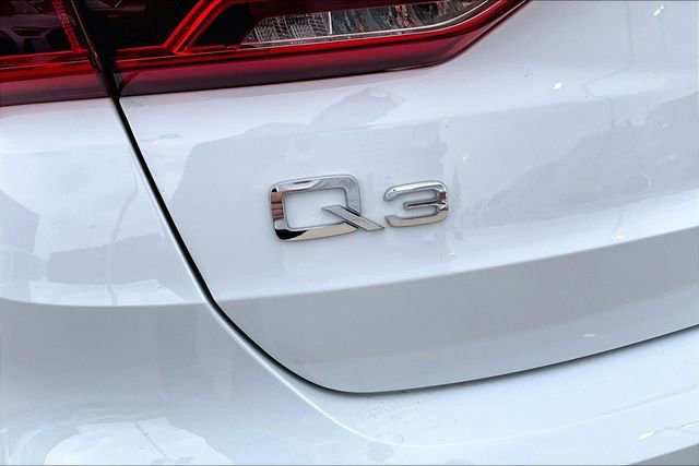 Used 2025 Audi Q3 2.0T Premium Plus w/ Premium Plus Package image 33