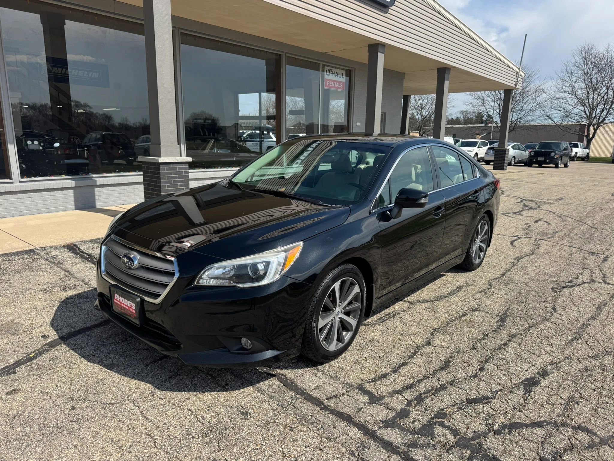Used 2017 Subaru Legacy 2.5i Limited AWD/4WD image 1