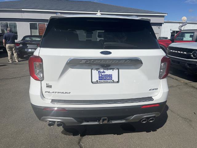 Certified 2022 Ford Explorer Platinum w/ Equipment Group 601A AWD/4WD image 3