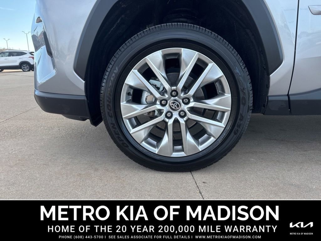 Used 2025 Toyota RAV4 XLE Premium w/ Weather Package image 10