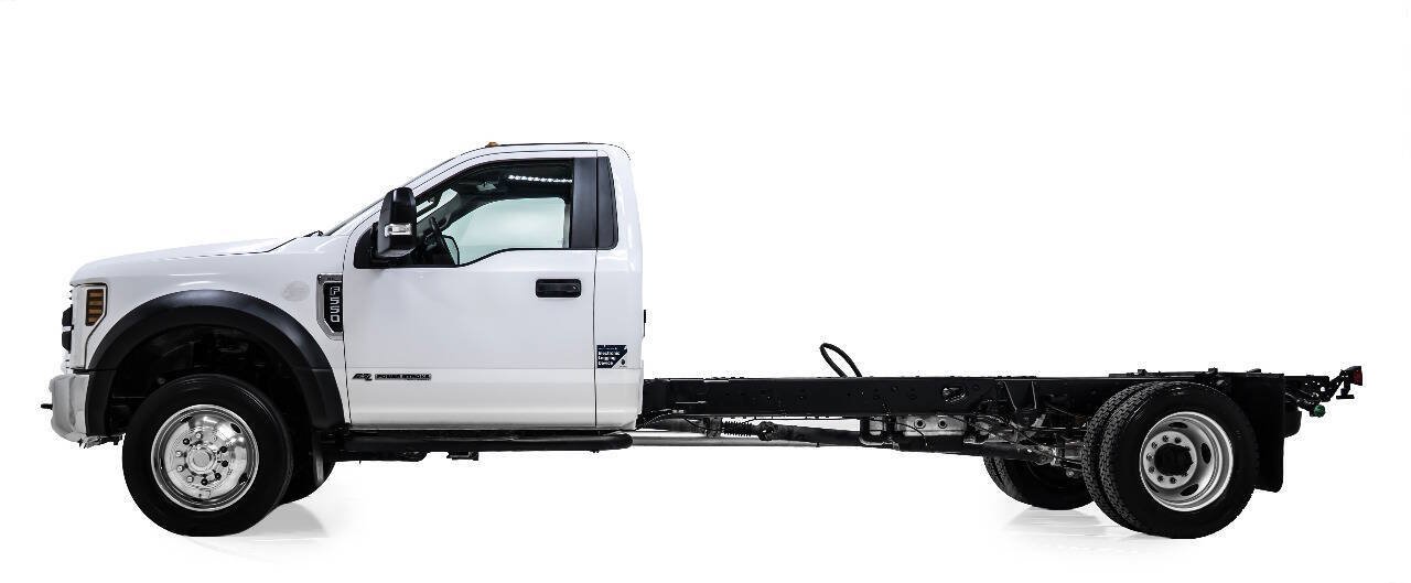 Used 2018 Ford F550 4x4 Regular Cab Super Duty image 6