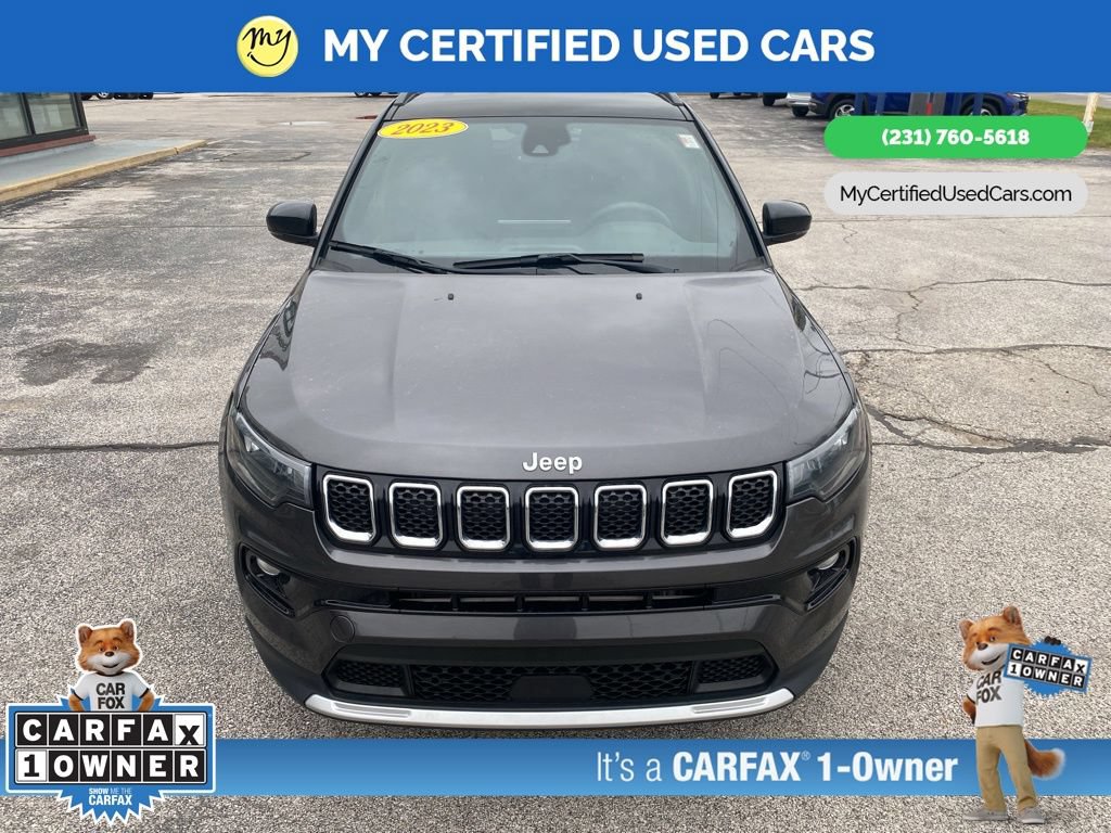 Used 2023 Jeep Compass Limited AWD/4WD image 3