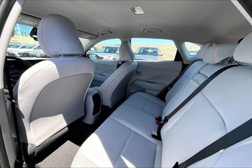 Certified 2024 Hyundai Kona SE FWD image 16