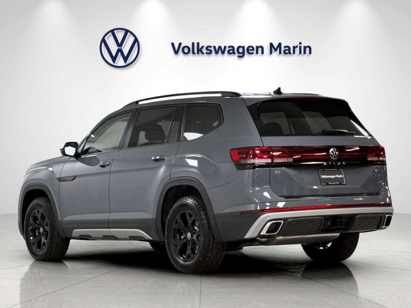 New 2026 Volkswagen Atlas Peak Edition AWD/4WD image 3