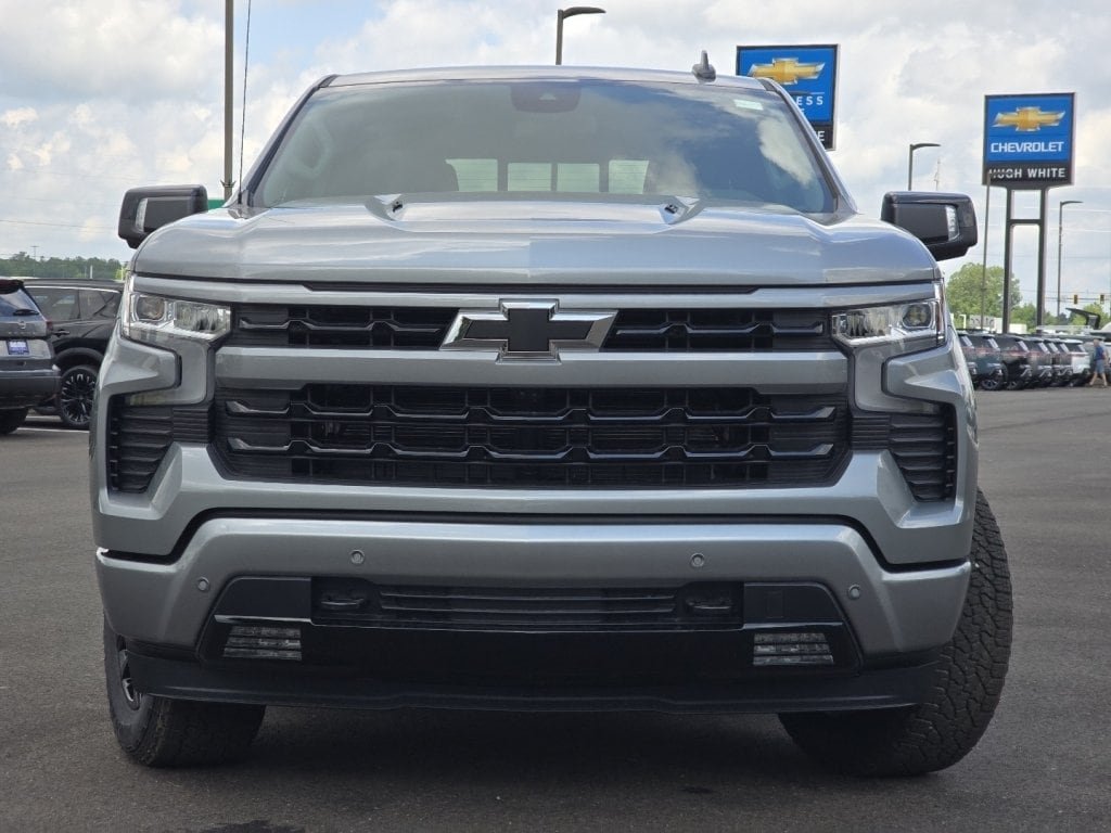 New 2026 Chevrolet Silverado 1500 RST w/ RST All Star Premium Package AWD/4WD image 9