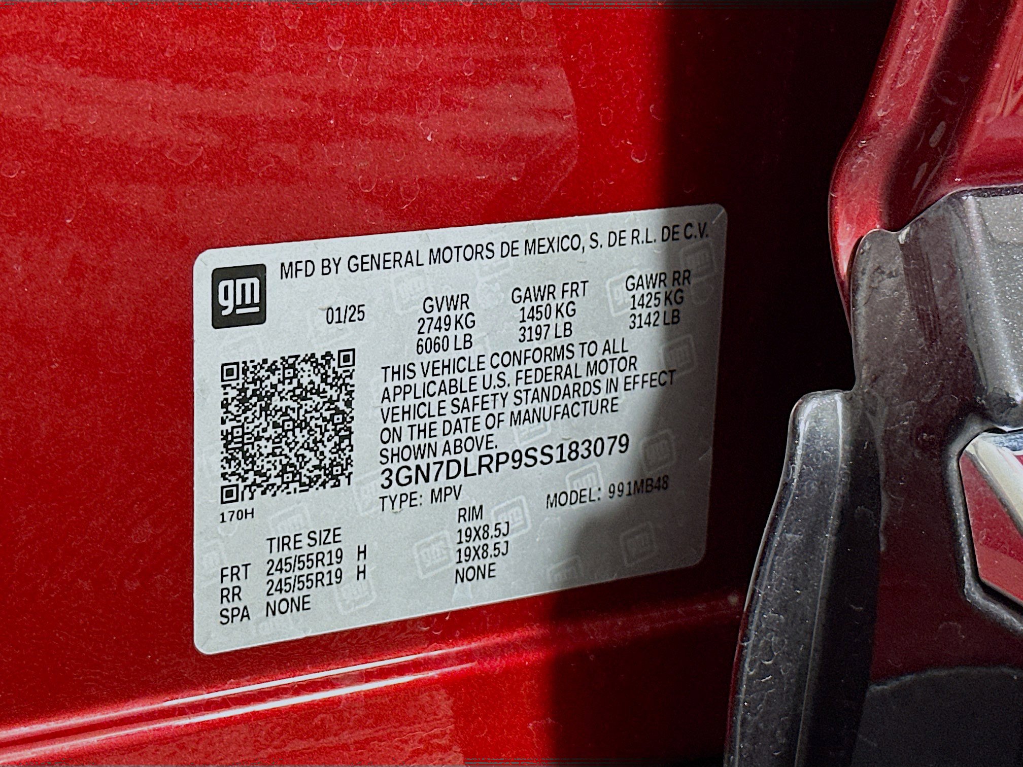 Used 2025 Chevrolet Equinox EV LT w/ Convenience Package FWD image 12