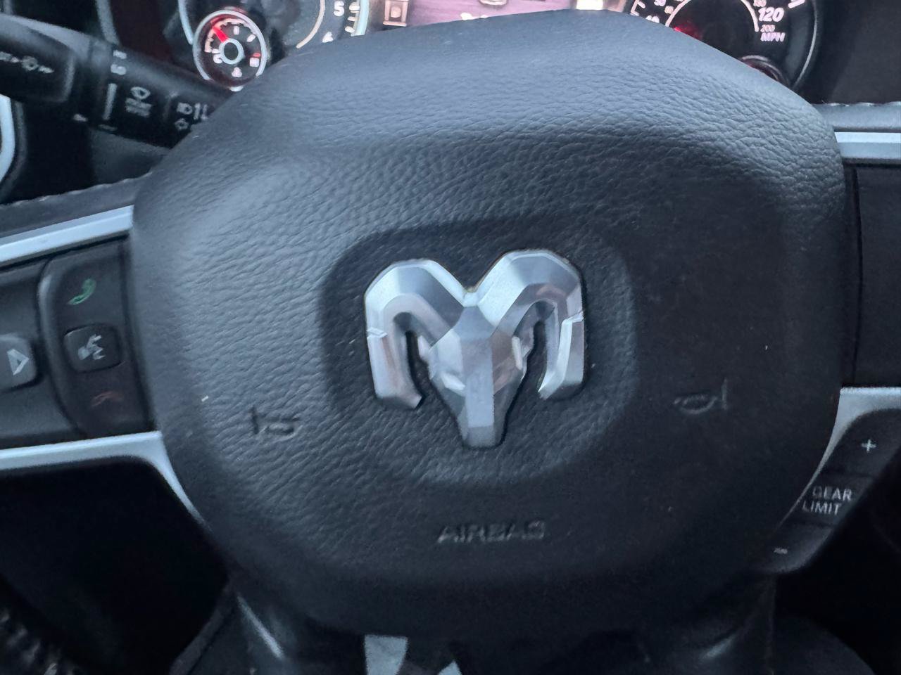 Used 2020 RAM 1500 Big Horn AWD/4WD image 19