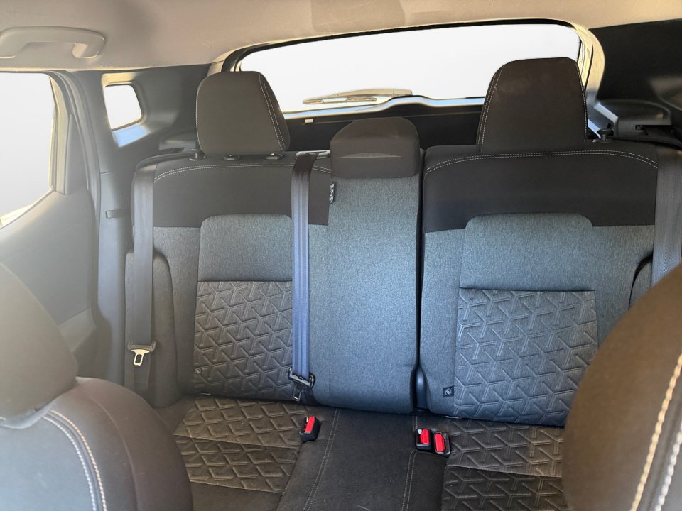 Certified 2026 Nissan Kicks SV FWD image 15