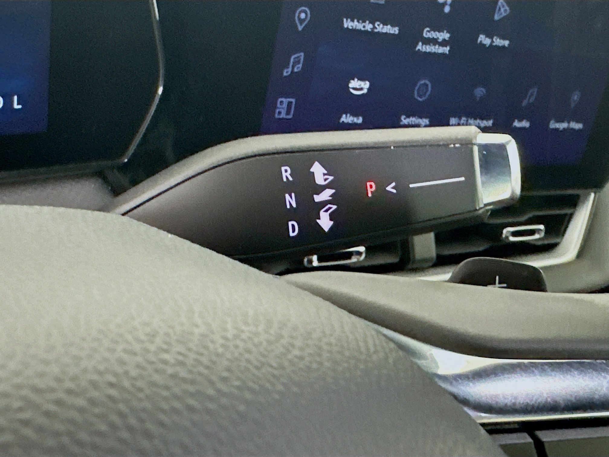 Used 2025 Chevrolet Equinox LT image 25
