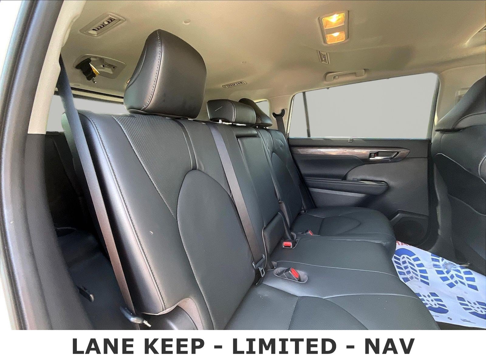 Used 2021 Toyota Highlander Limited AWD/4WD image 25