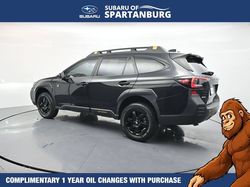 Used 2022 Subaru Outback Wilderness AWD/4WD image 6