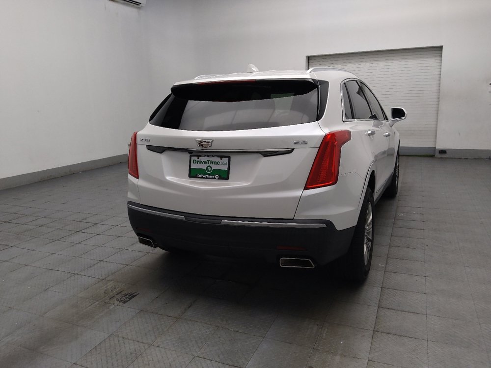 Used 2018 Cadillac XT5 Luxury w/ Driver Awareness Package FWD image 9