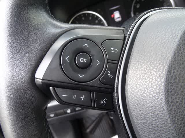 Used 2020 Toyota RAV4 XLE w/ Convenience Package AWD/4WD image 10