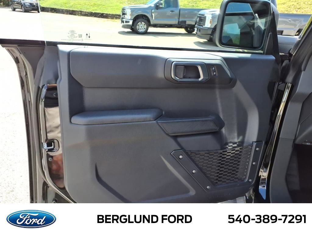 New 2025 Ford Bronco Big Bend image 9