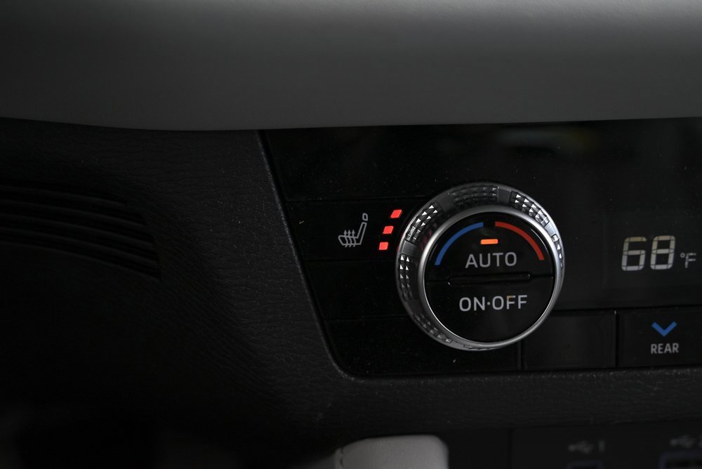 Used 2024 Mitsubishi Outlander SEL image 36