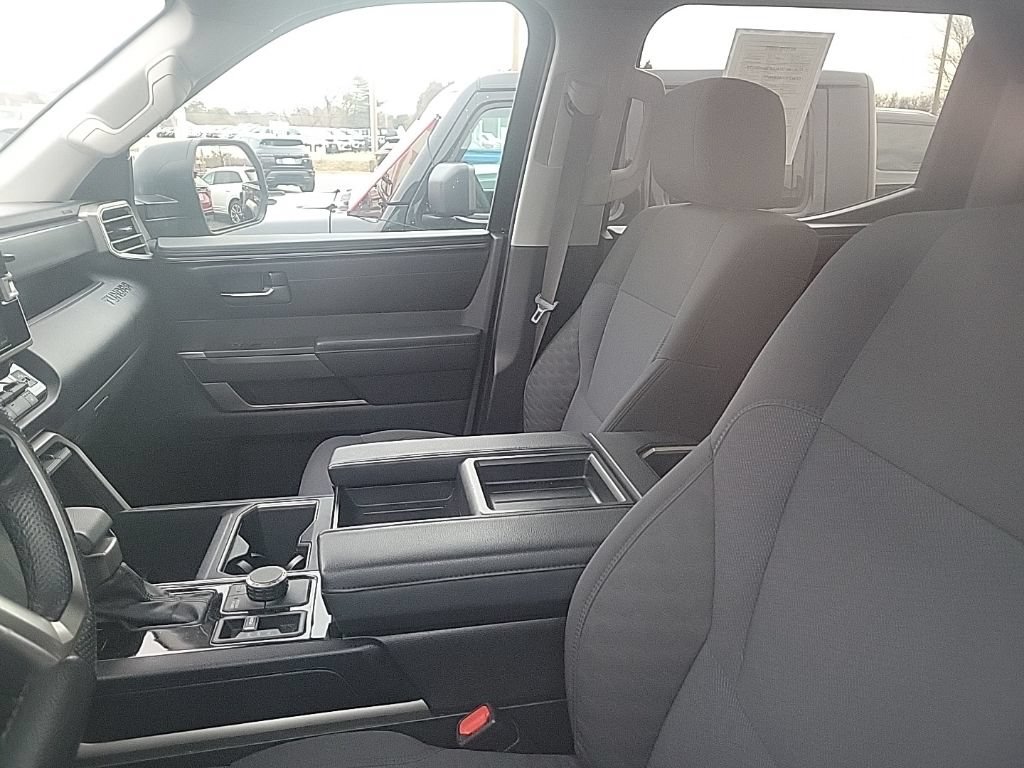 Used 2022 Toyota Tundra SR5 AWD/4WD image 22