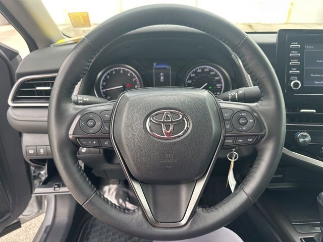 Used 2024 Toyota Camry SE FWD image 19