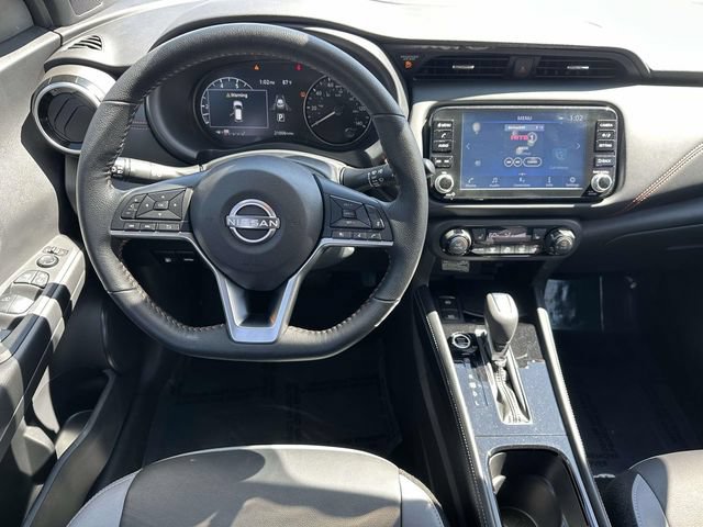 Used 2023 Nissan Kicks SR w/ SR Premium Package FWD image 18