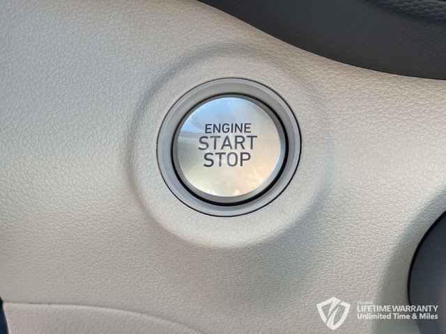 New 2026 Hyundai Venue SEL FWD image 32