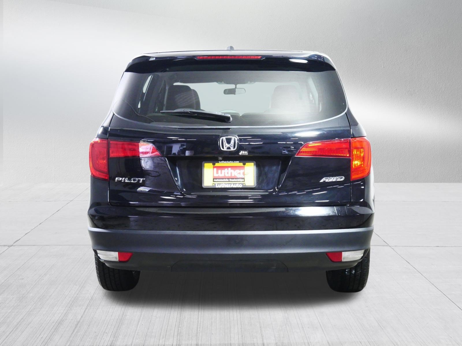 Used 2016 Honda Pilot EX image 6