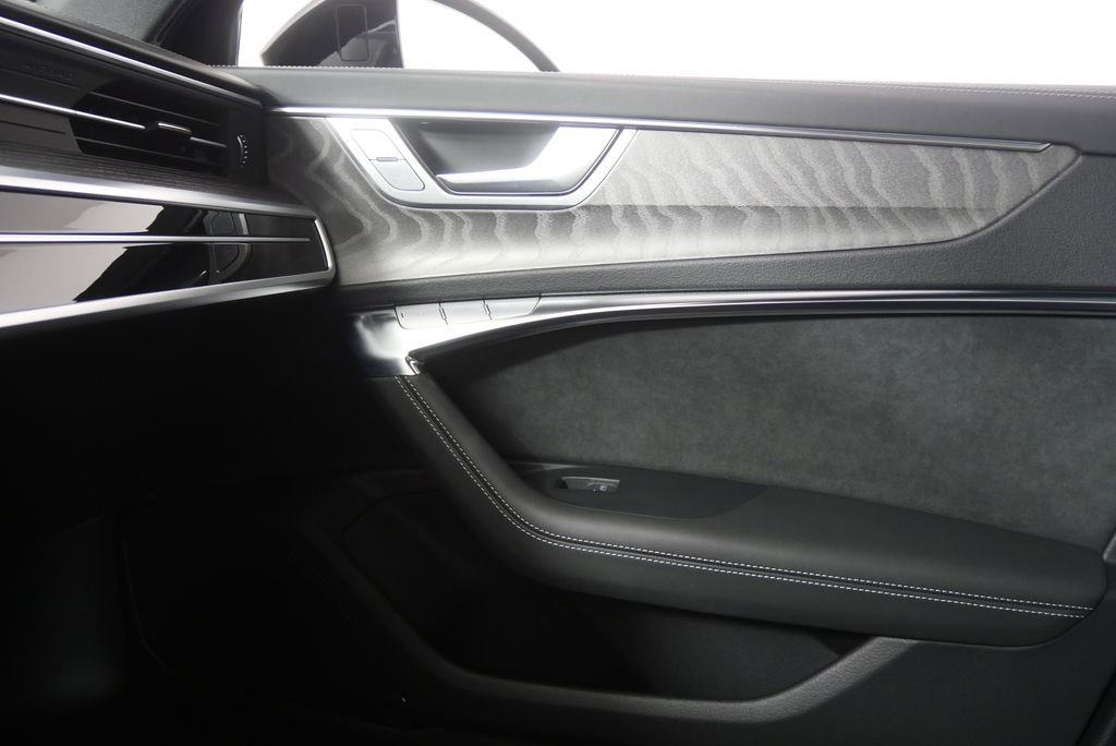Used 2025 Audi A6 3.0T Prestige w/ Prestige Package image 29