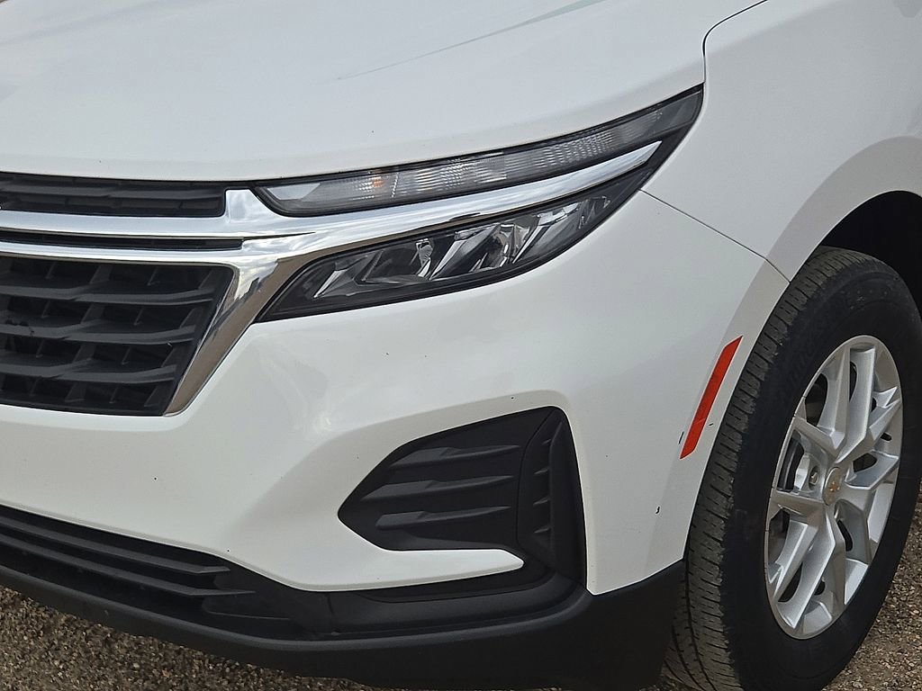 Used 2024 Chevrolet Equinox LS image 10