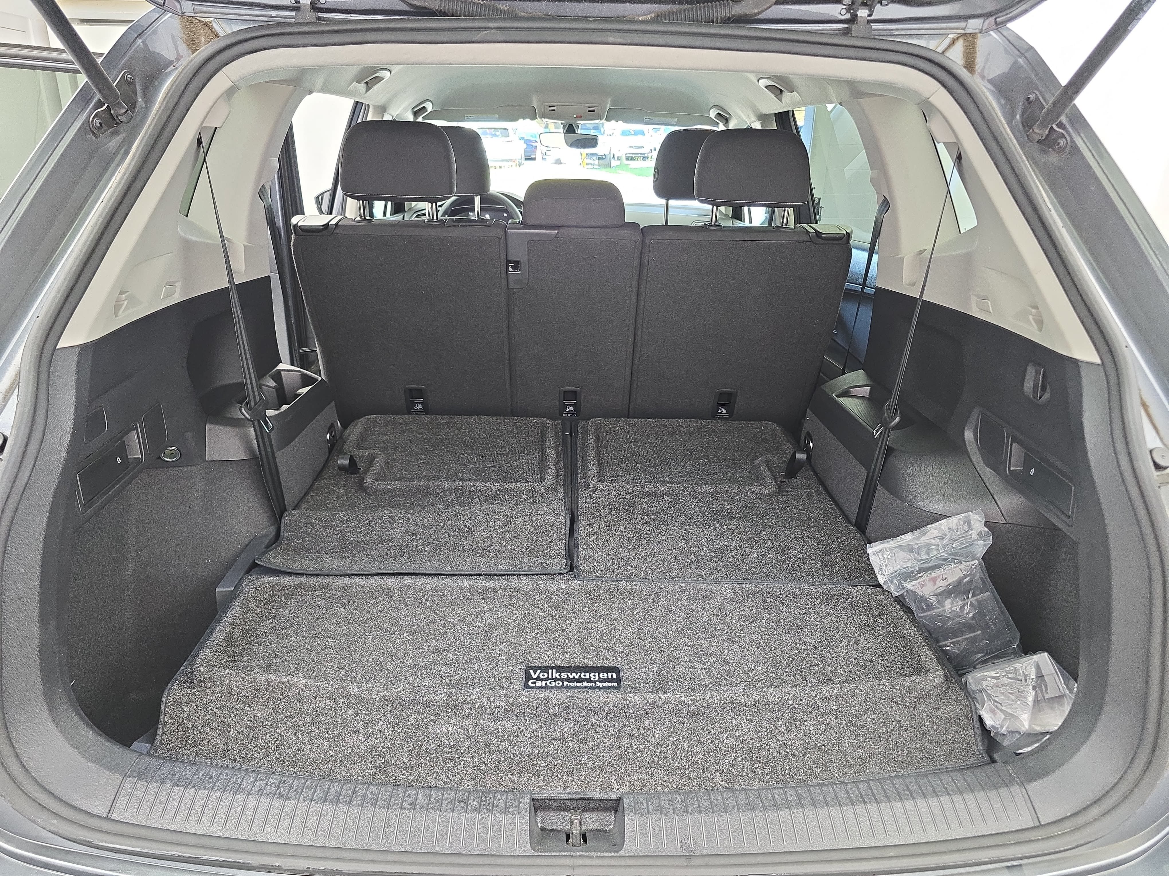 Used 2023 Volkswagen Tiguan S FWD image 13