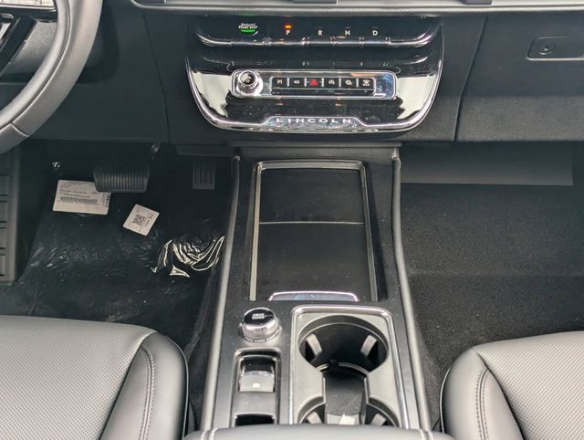 New 2026 Lincoln Corsair Premiere image 16