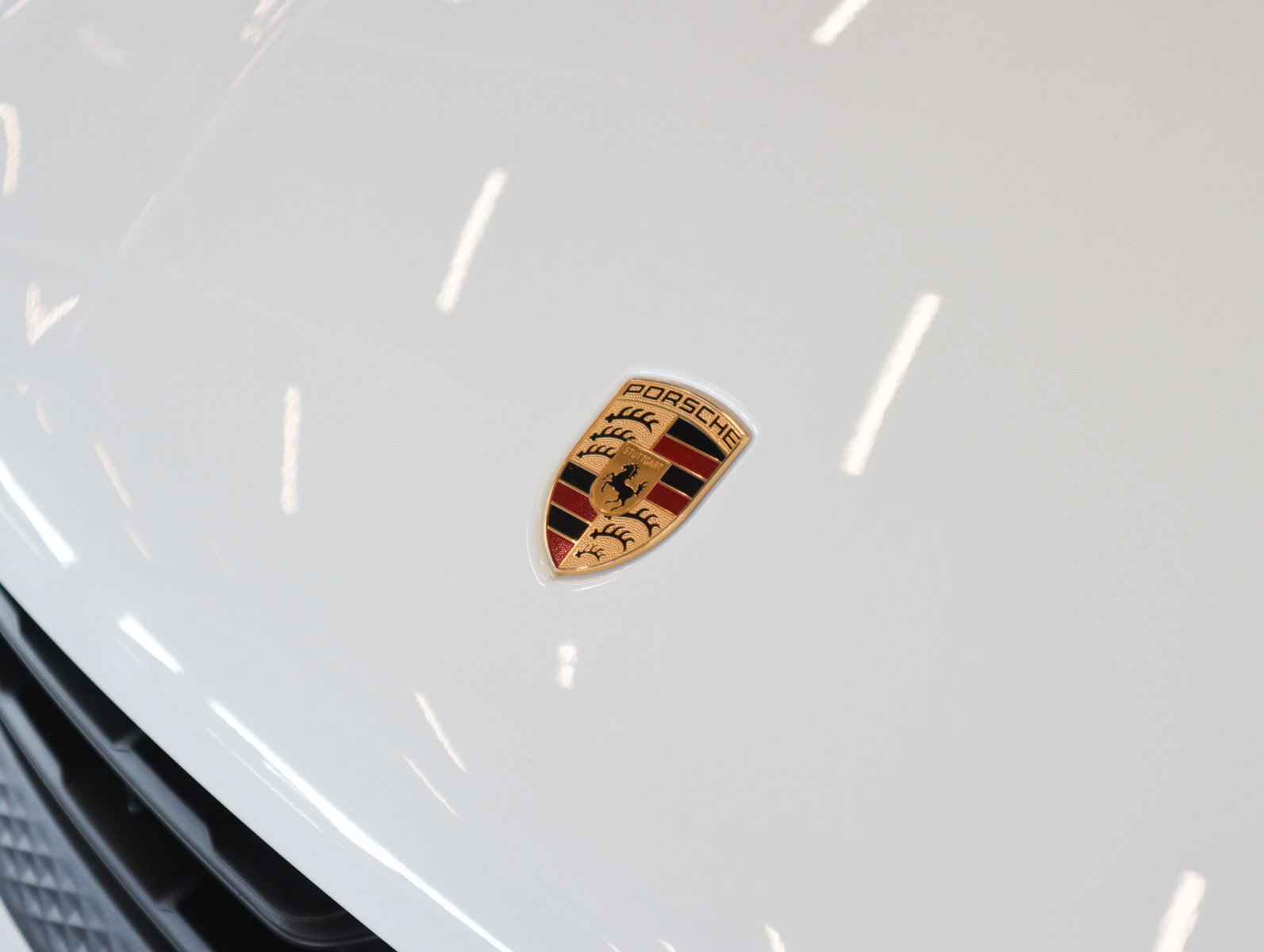 Certified 2022 Porsche Macan AWD/4WD image 24