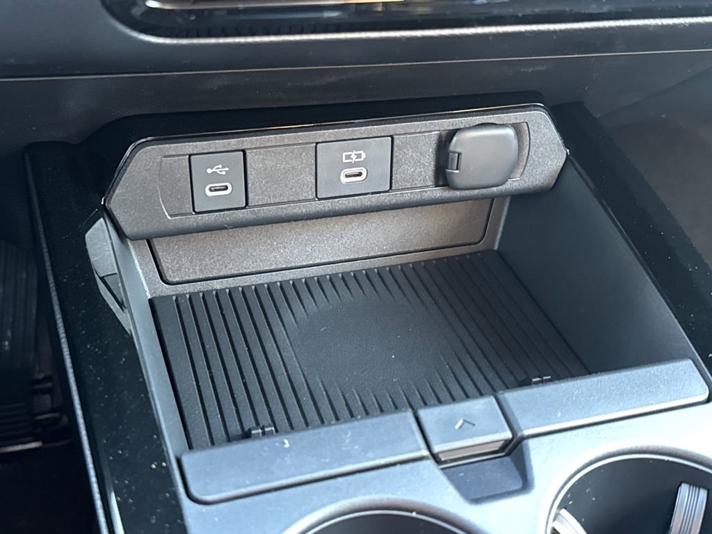 New 2026 Toyota Prius Plug-In Hybrid image 32